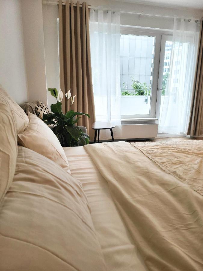 Studio Apartment Berlin Luaran gambar